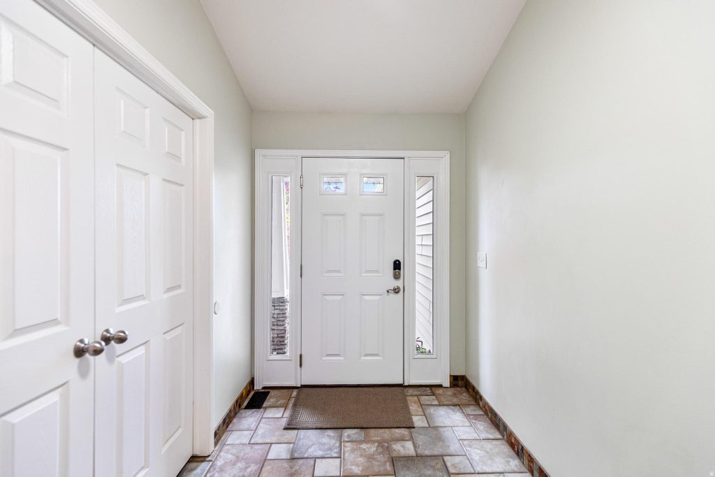 Photo of 609 E 2100 N, North Logan, UT 84341 (MLS # 2162592)