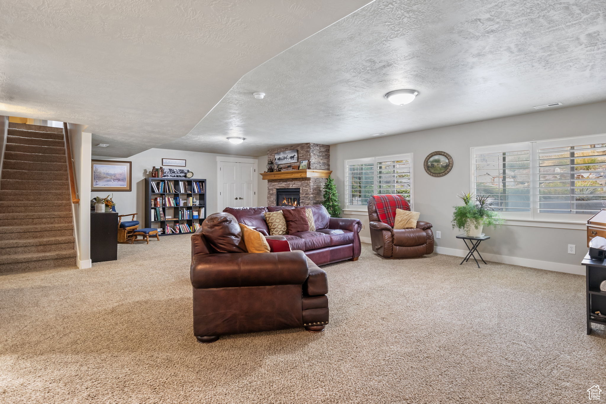 3942 W Bethpage Ct, South Jordan, Utah image 40