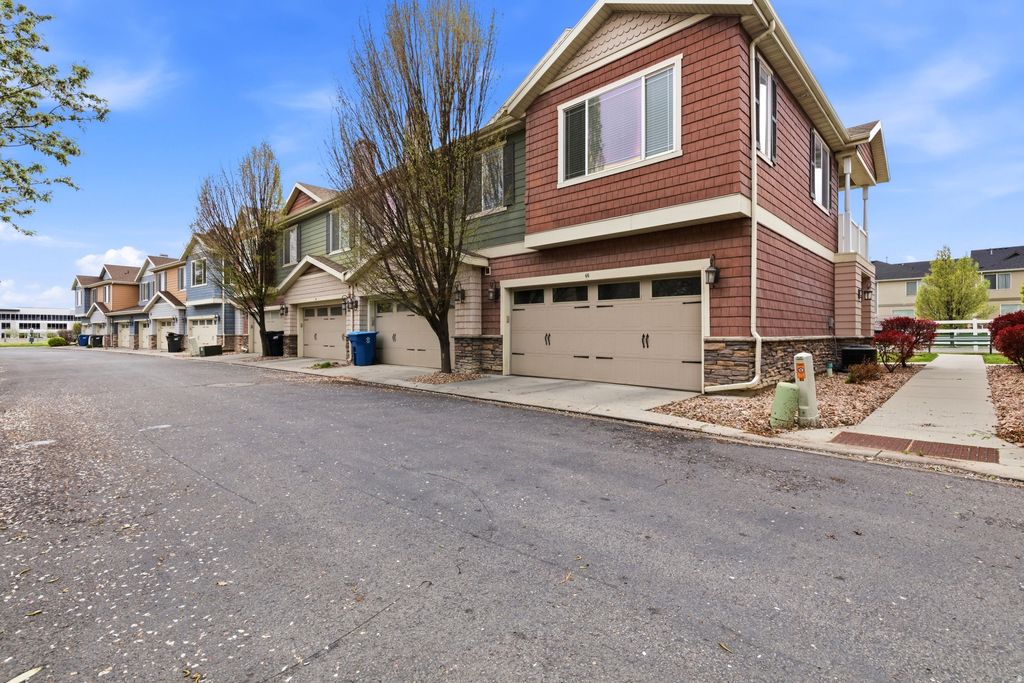 Photo of 46 S 1630 W, Pleasant Grove, UT 84062 (MLS # 2148065)