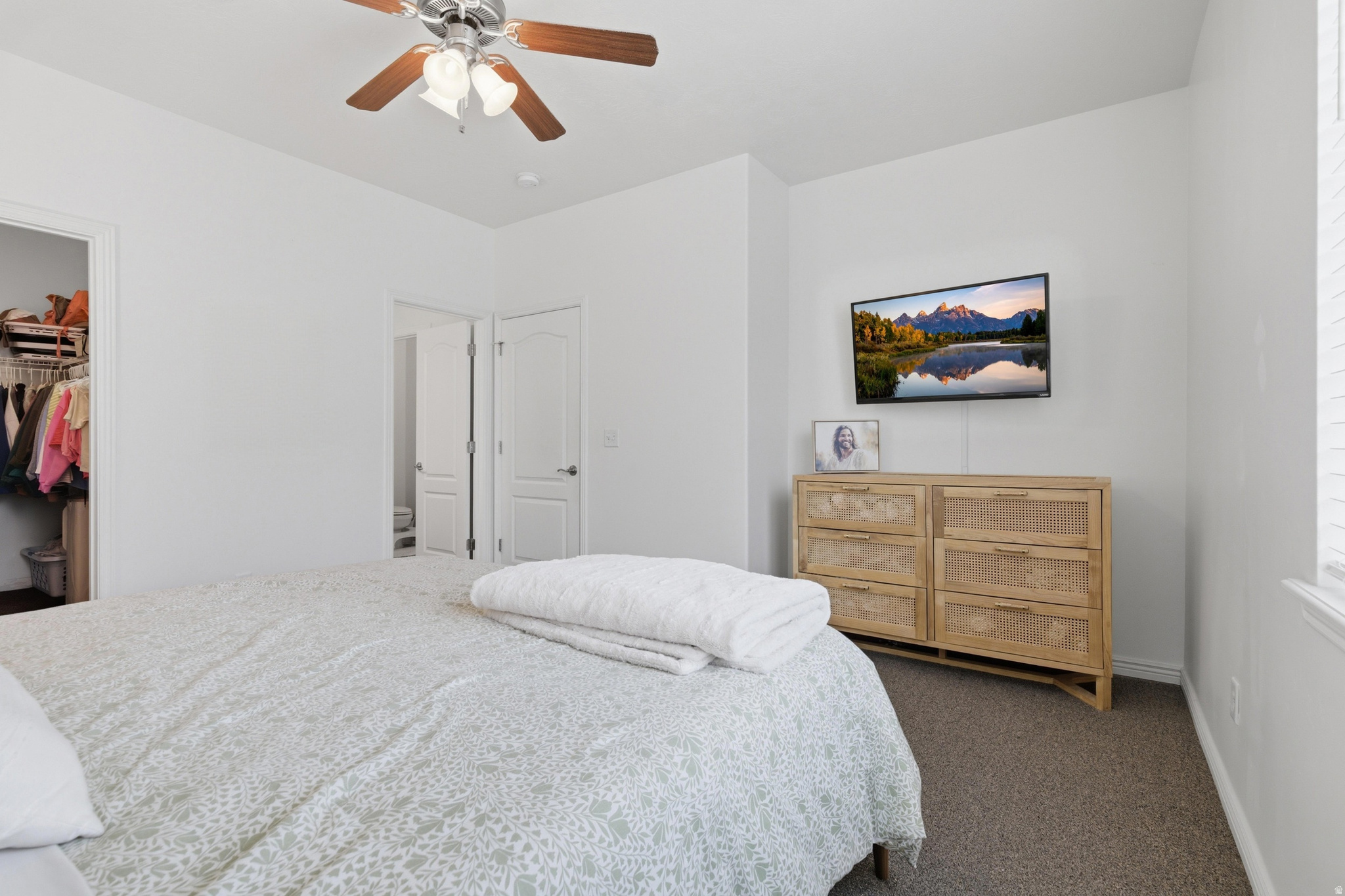 ROCKWELL CONDO - Residential