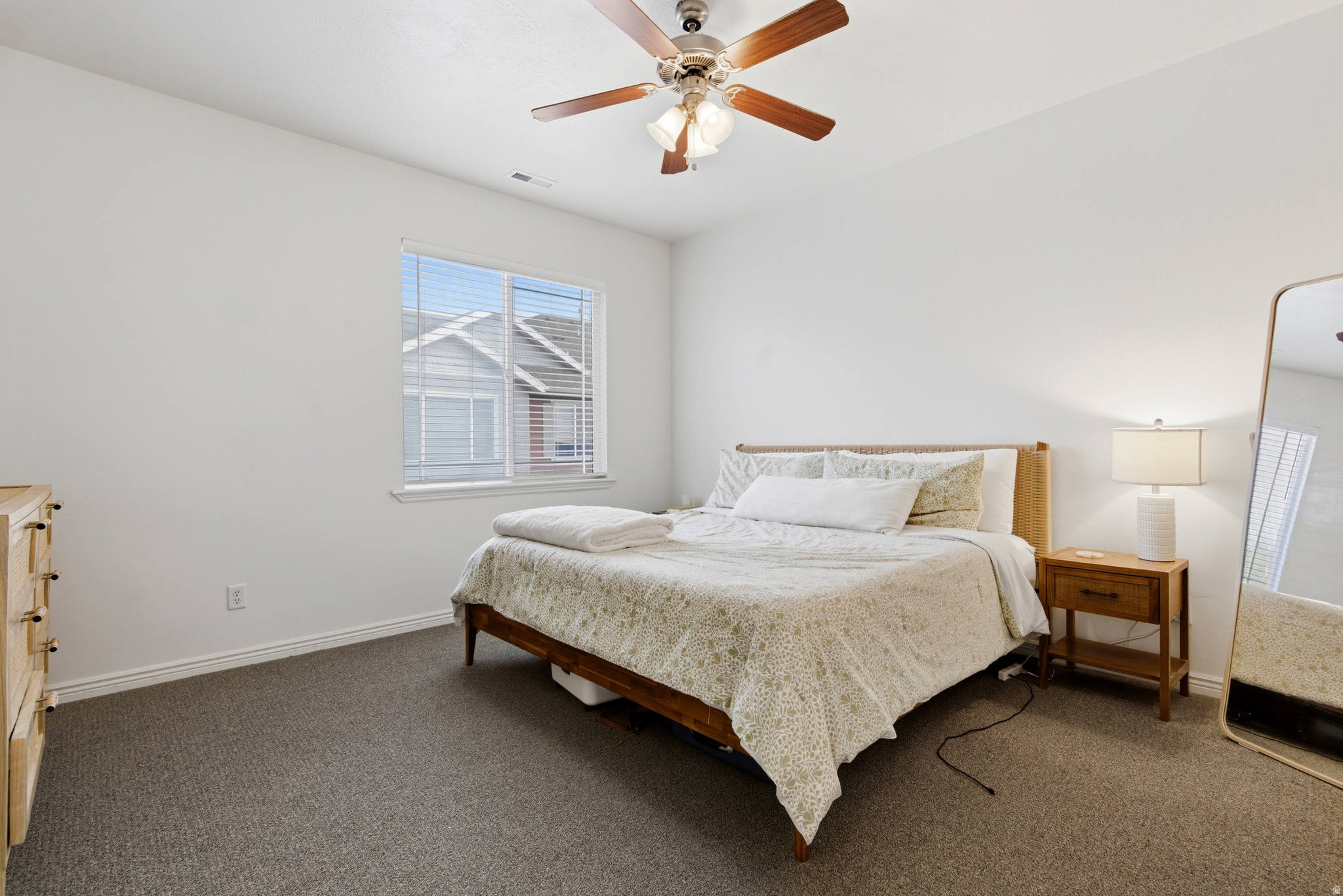 ROCKWELL CONDO - Residential