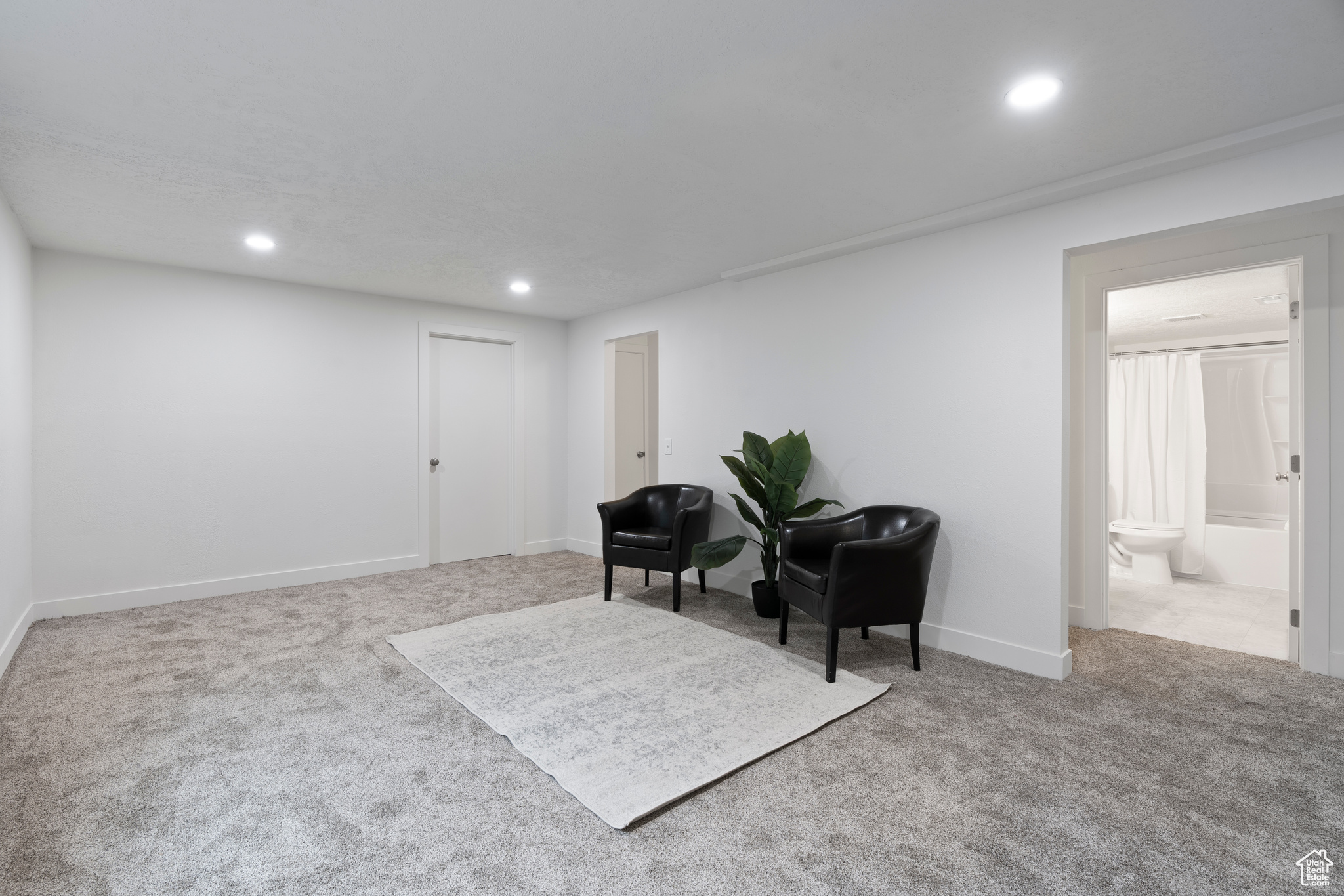 7437 S Bromley Rd, West Jordan, Utah image 21