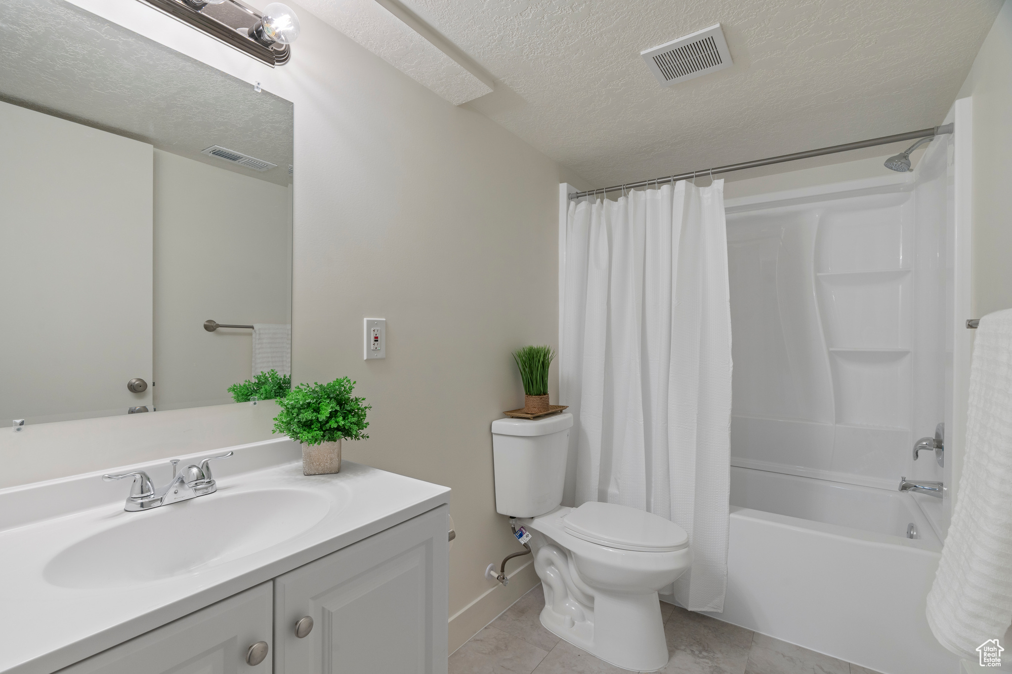 7437 S Bromley Rd, West Jordan, Utah image 25