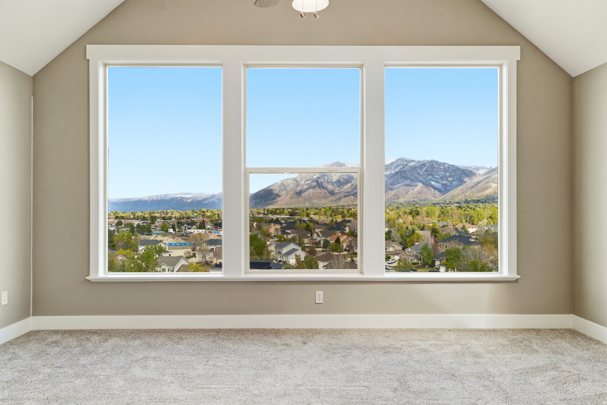 RIDGE AT LITTLE COTTONWOOD - Residential