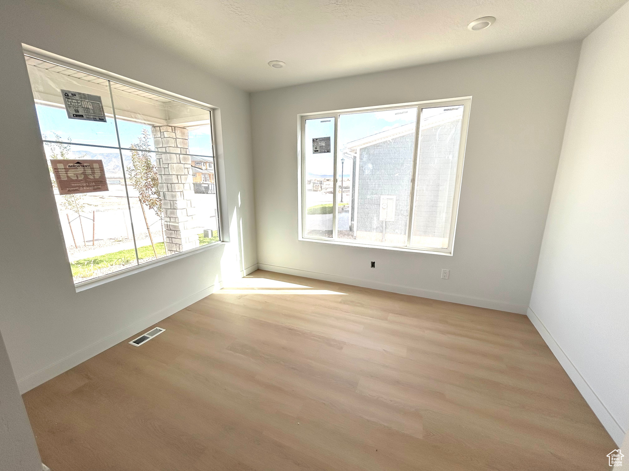 FIREFLY - Residential