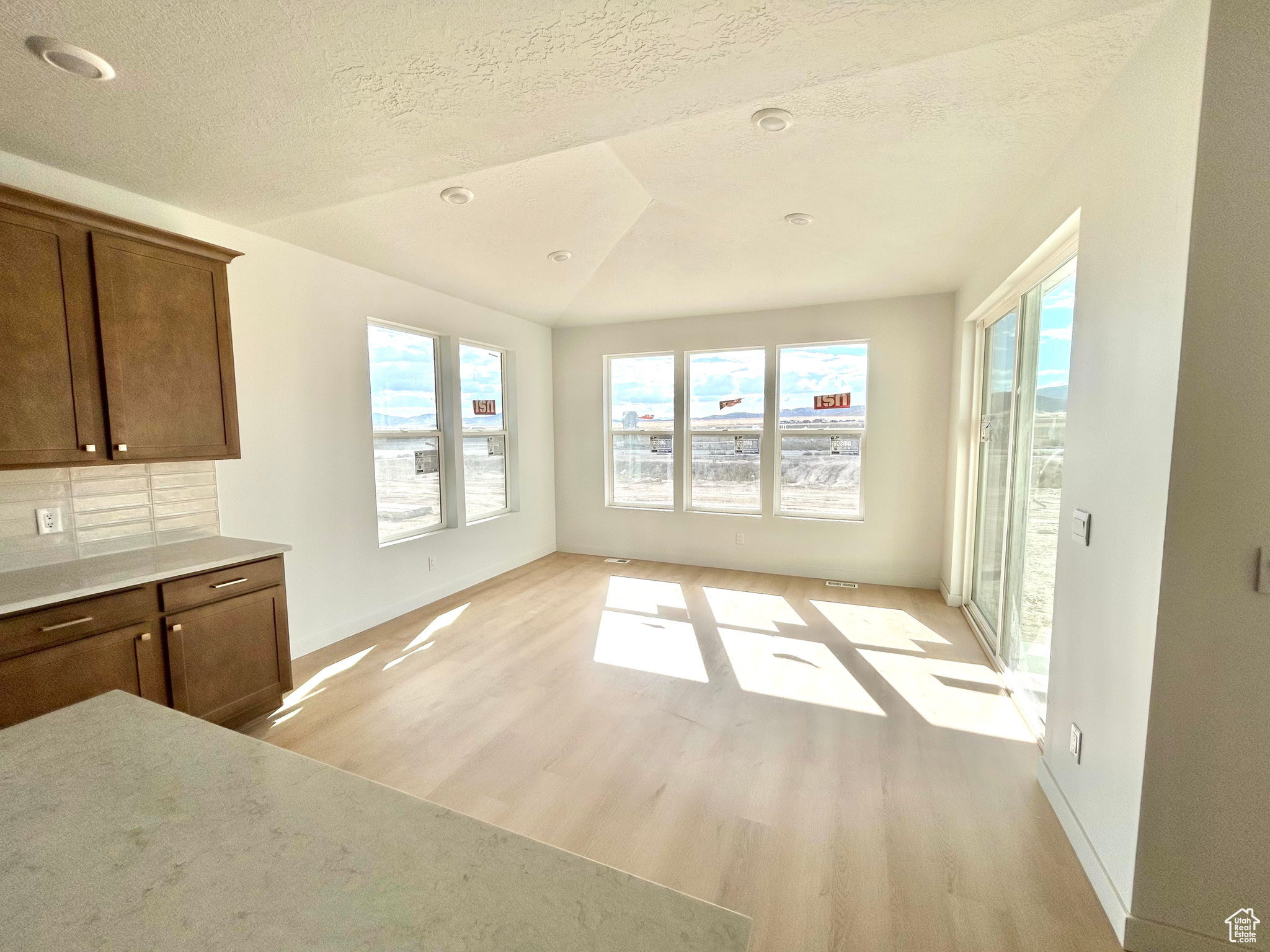 FIREFLY - Residential