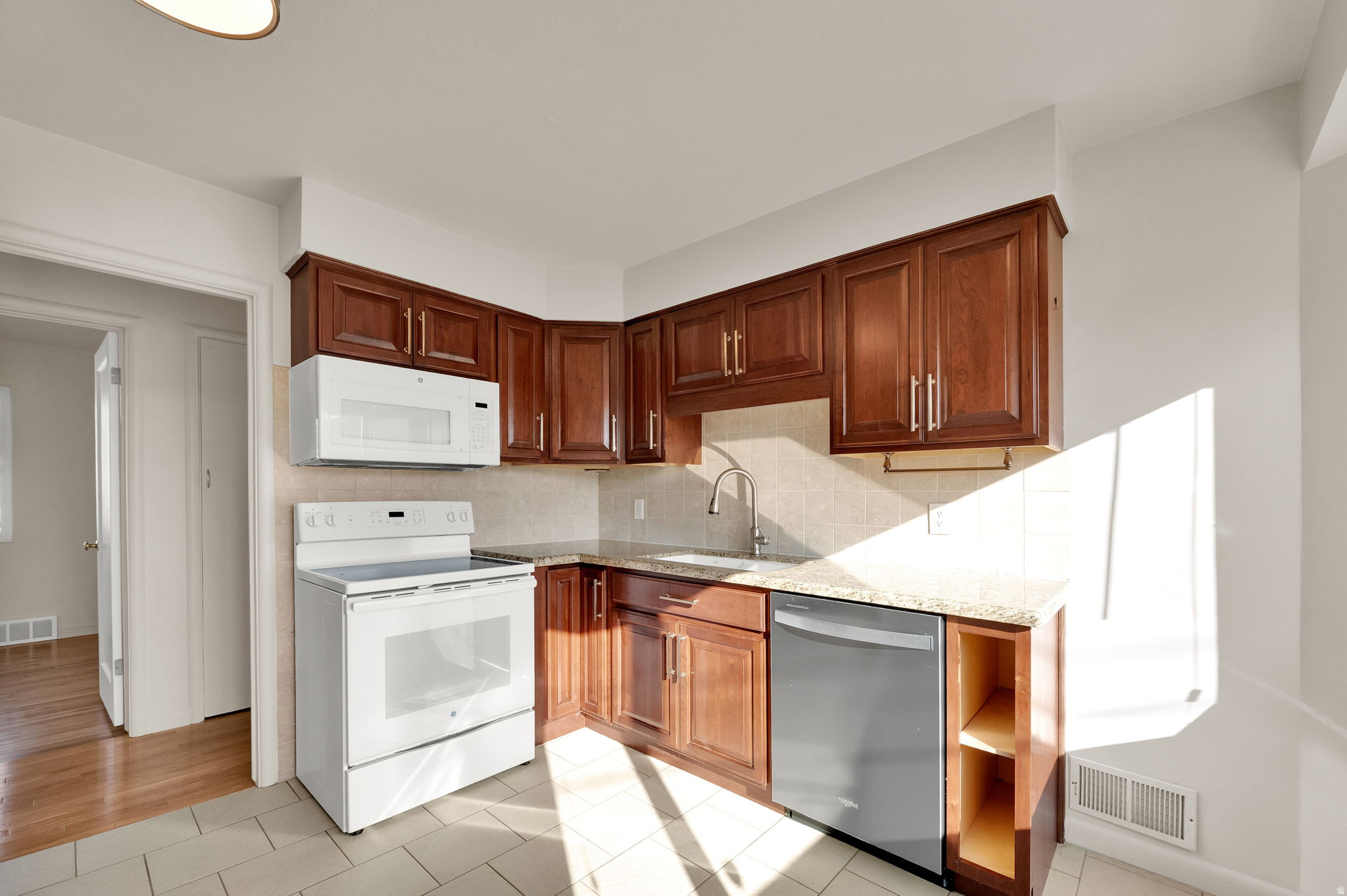 HIGHLAND PARK - Residential