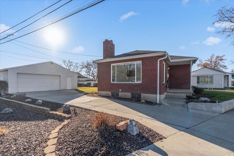 Tiny photo for 1664 HILLCREST AVE E, Salt Lake City, UT 84106 (MLS # 2132723)