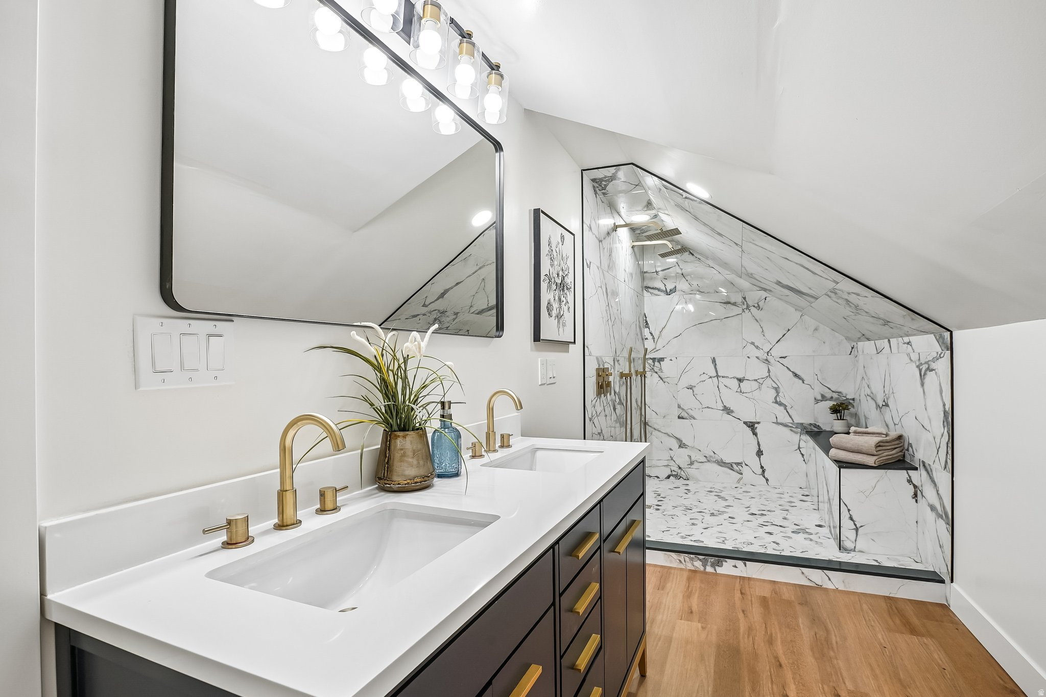COTTONWOOD HEIGHTS SUB - Residential
