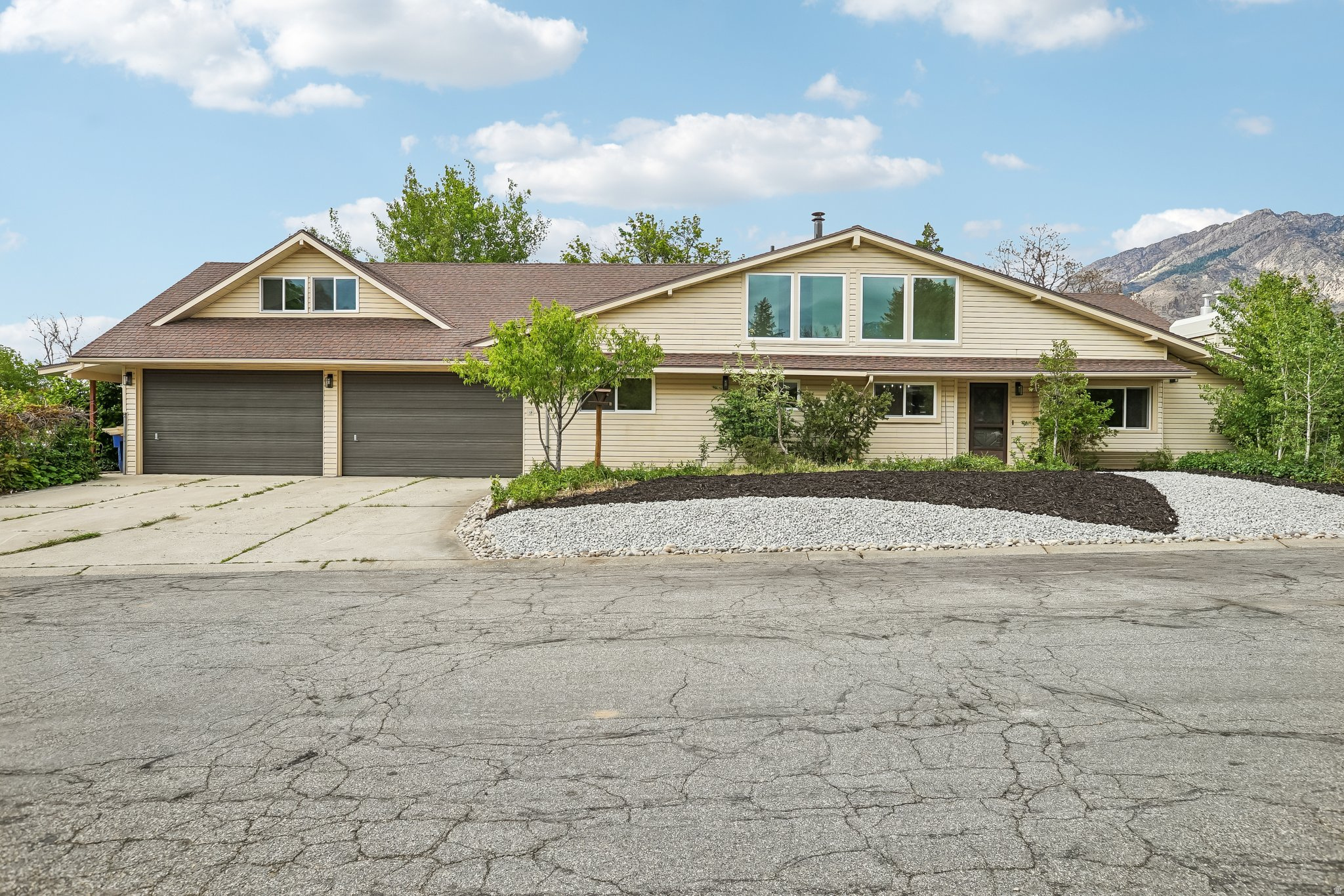 COTTONWOOD HEIGHTS SUB - Residential