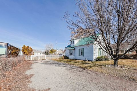 Tiny photo for 205 E 4800 S, Murray, UT 84107 (MLS # 2135391)