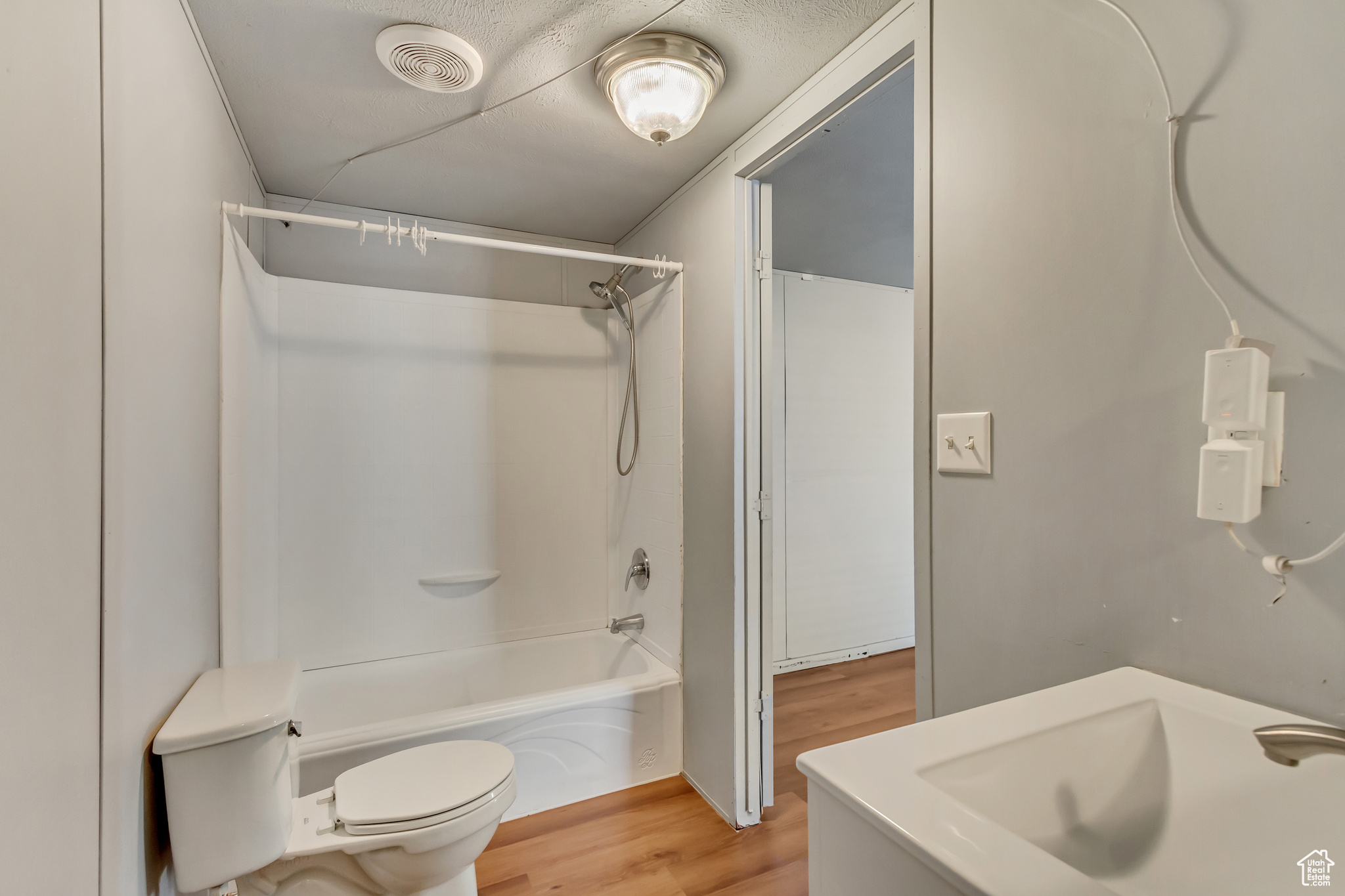 EVERGREEN VILLAGE - Residential