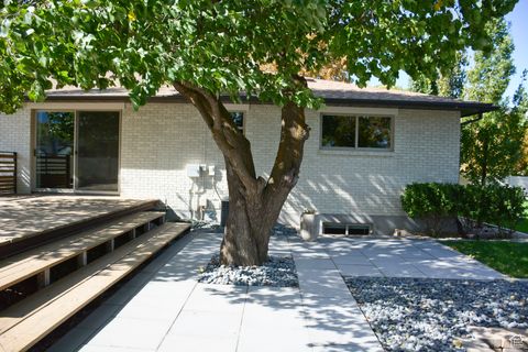 Tiny photo for 9837 S JORDAN RIDGE RD W, South Jordan, UT 84095 (MLS # 2117079)
