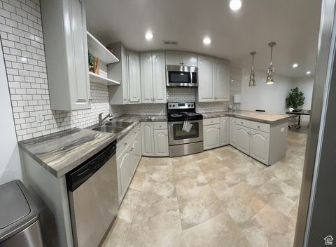 Tiny photo for 9837 S JORDAN RIDGE RD W, South Jordan, UT 84095 (MLS # 2117079)