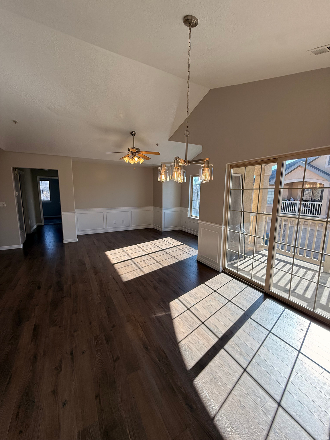 HAYMAKER RETREAT - Residential