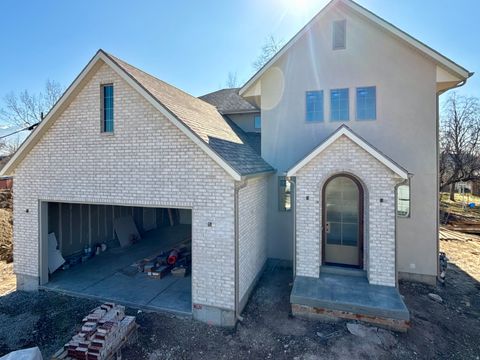 Photo of 842 E 4170 S, Millcreek, UT 84107 (MLS # 2133326)