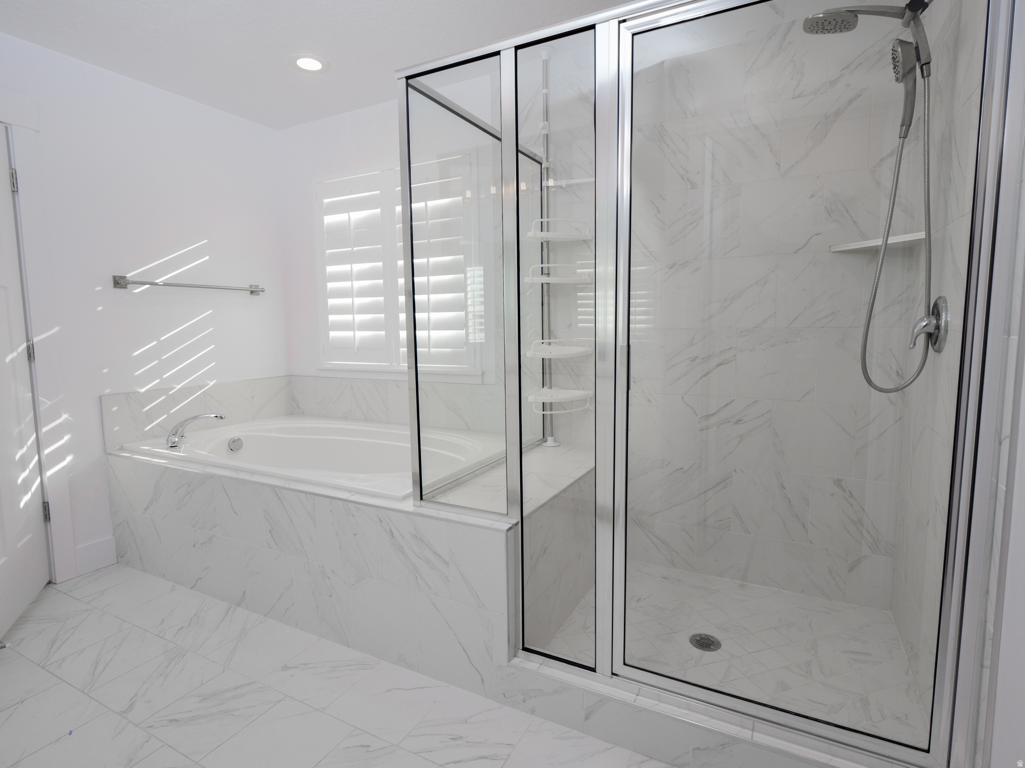 COTTAGE COURT 2 - Residential