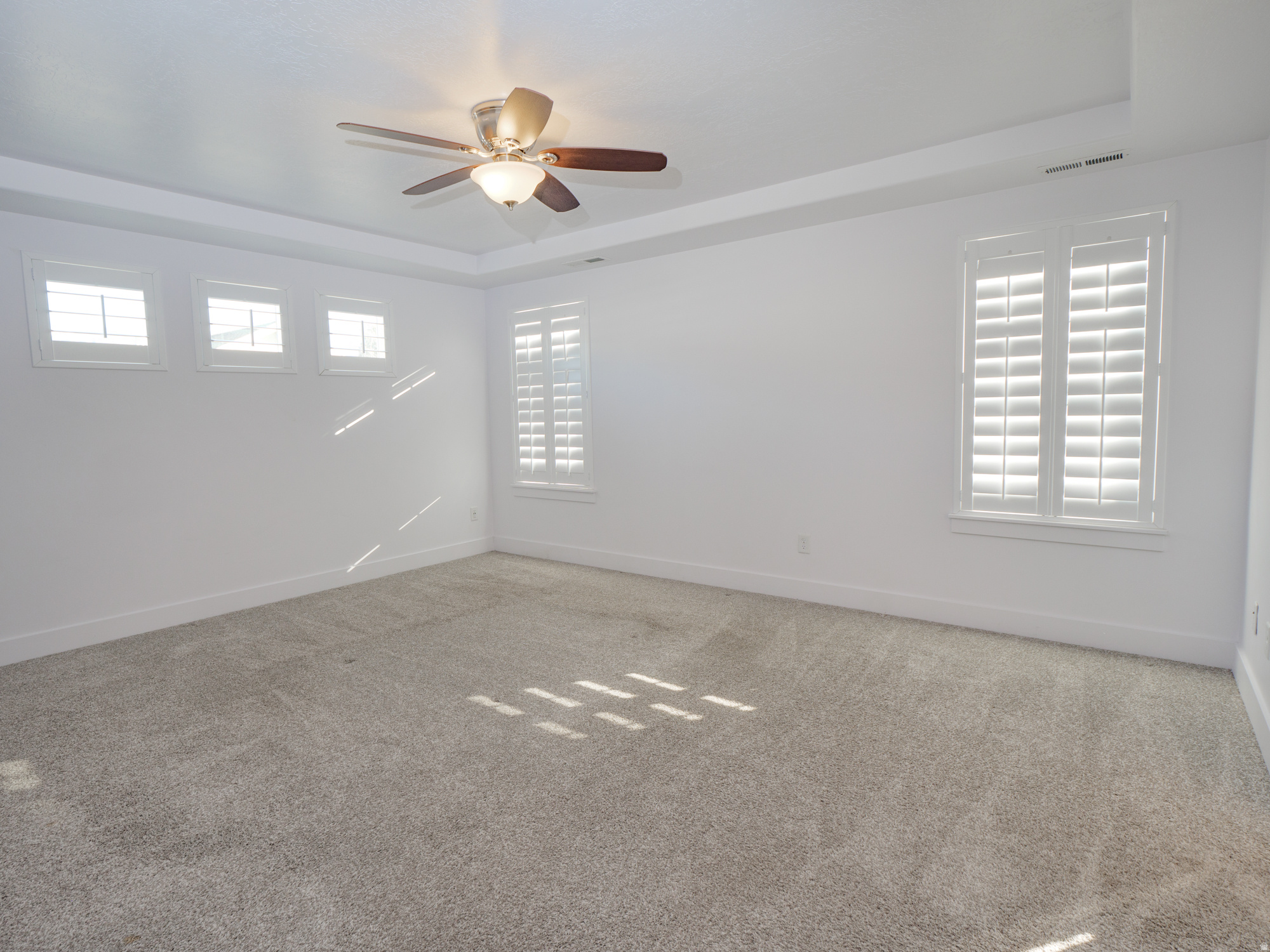 COTTAGE COURT 2 - Residential