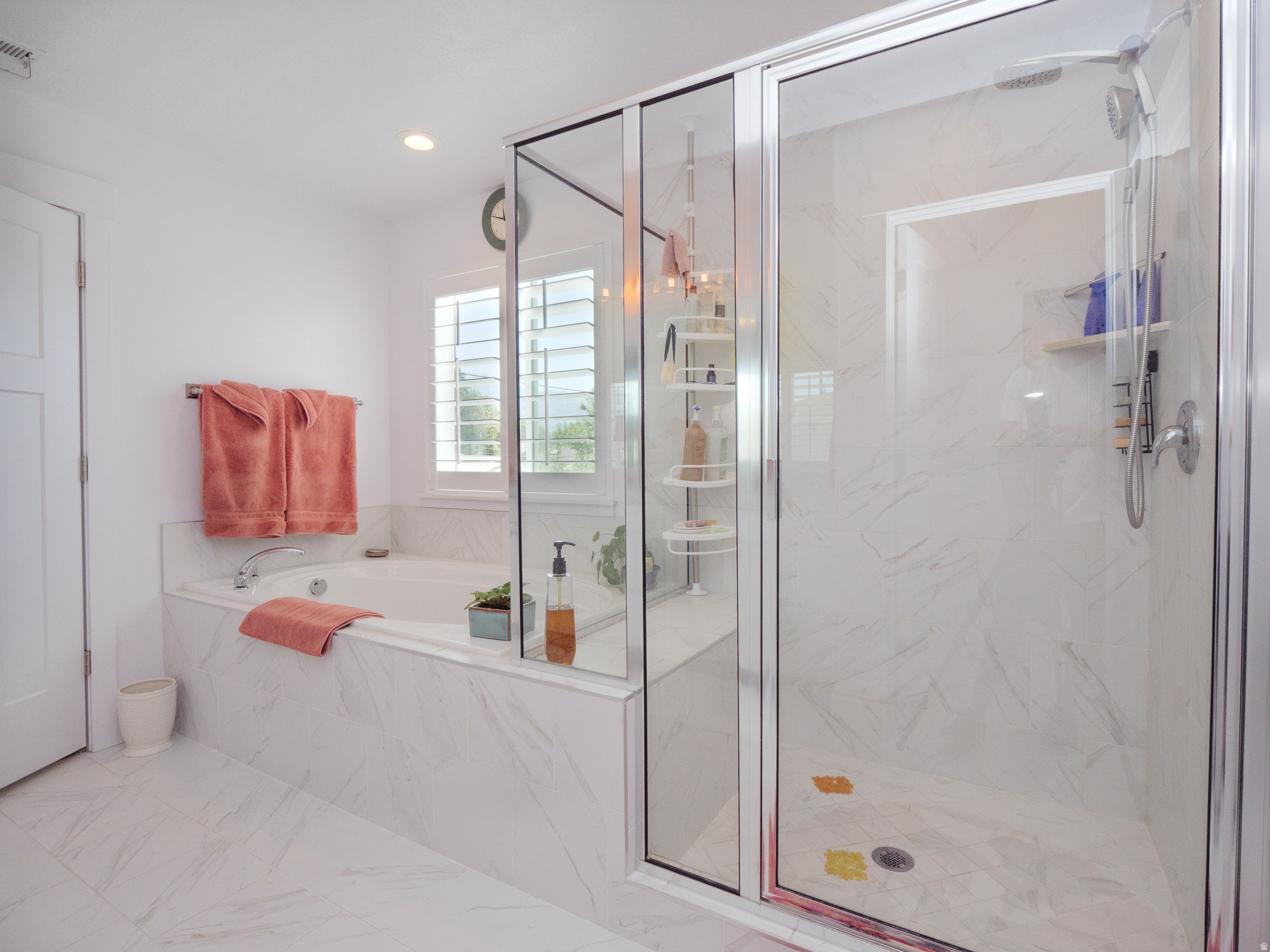 COTTAGE COURT 2 - Residential