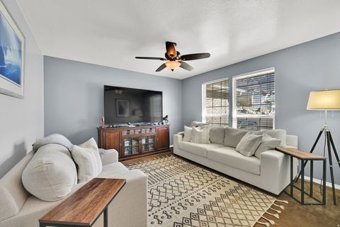 Tiny photo for 3643 LAKEVIEW DR, North Ogden, UT 84414 (MLS # 2144312)