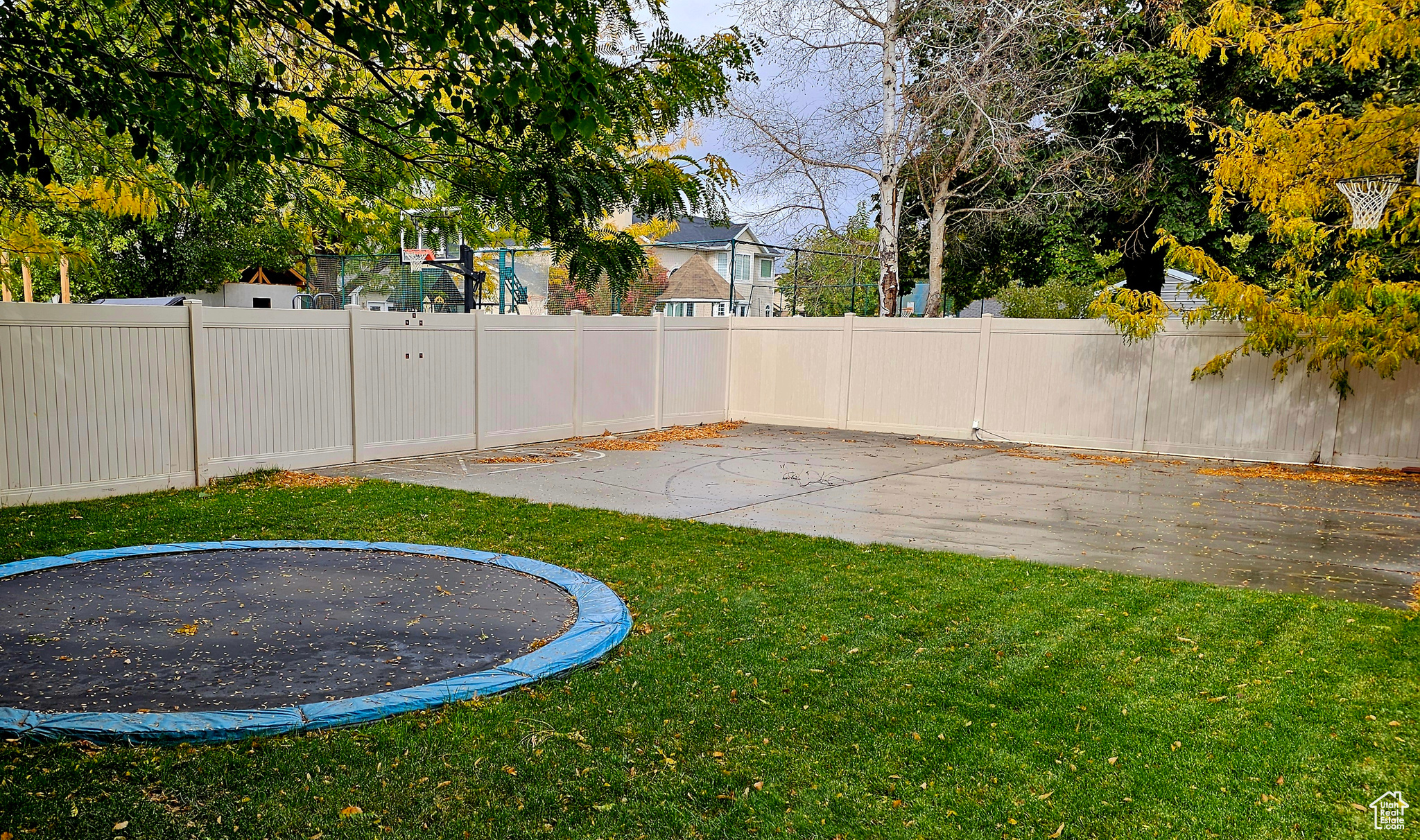 CLOVER RIDGE - Residential