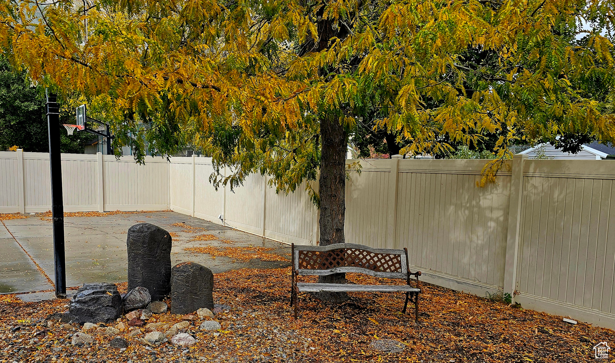 CLOVER RIDGE - Residential