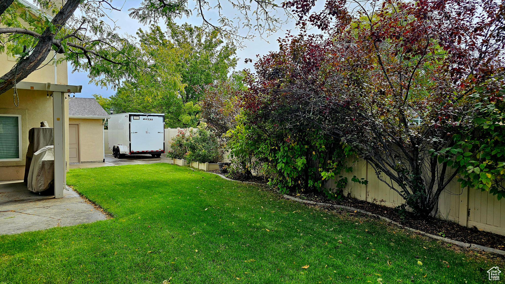 CLOVER RIDGE - Residential