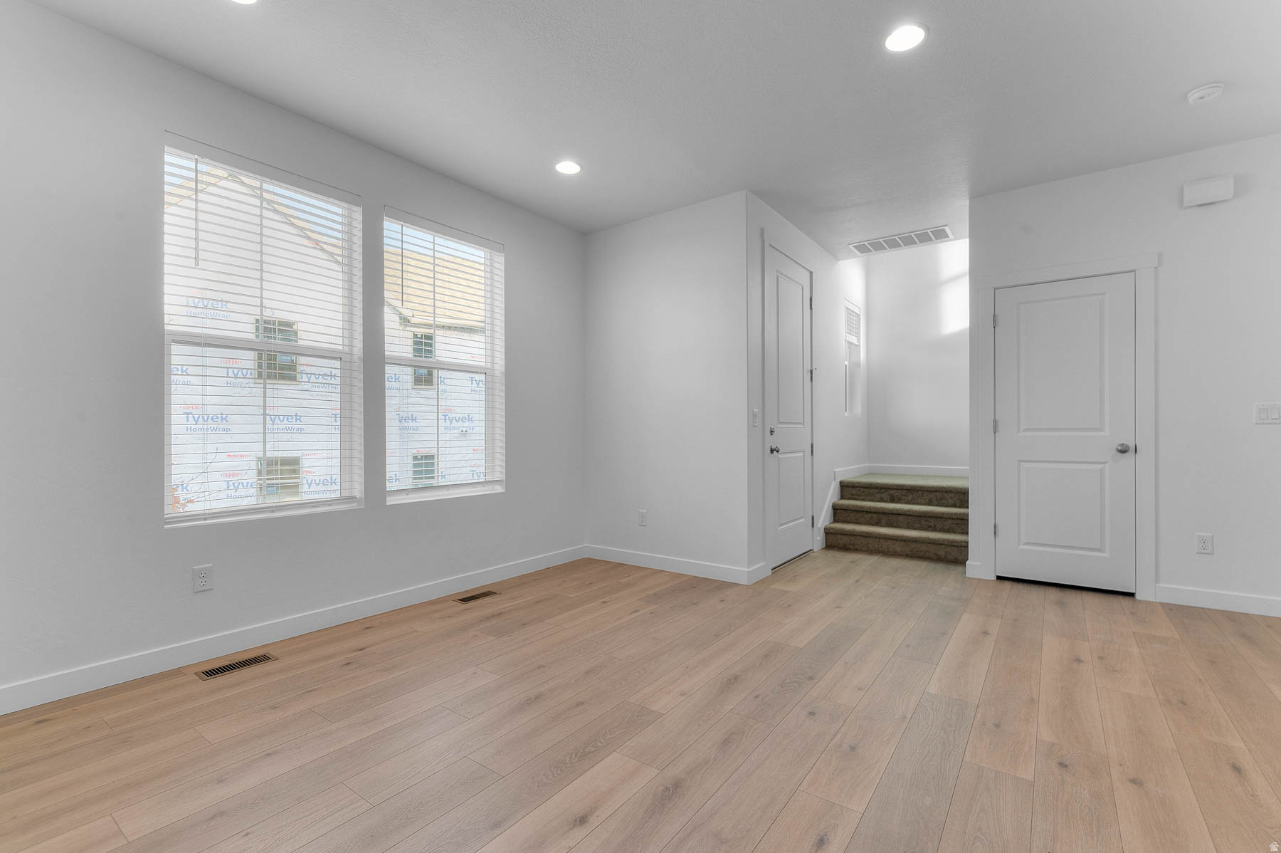 TERRAINE TOWNS 166 - Residential