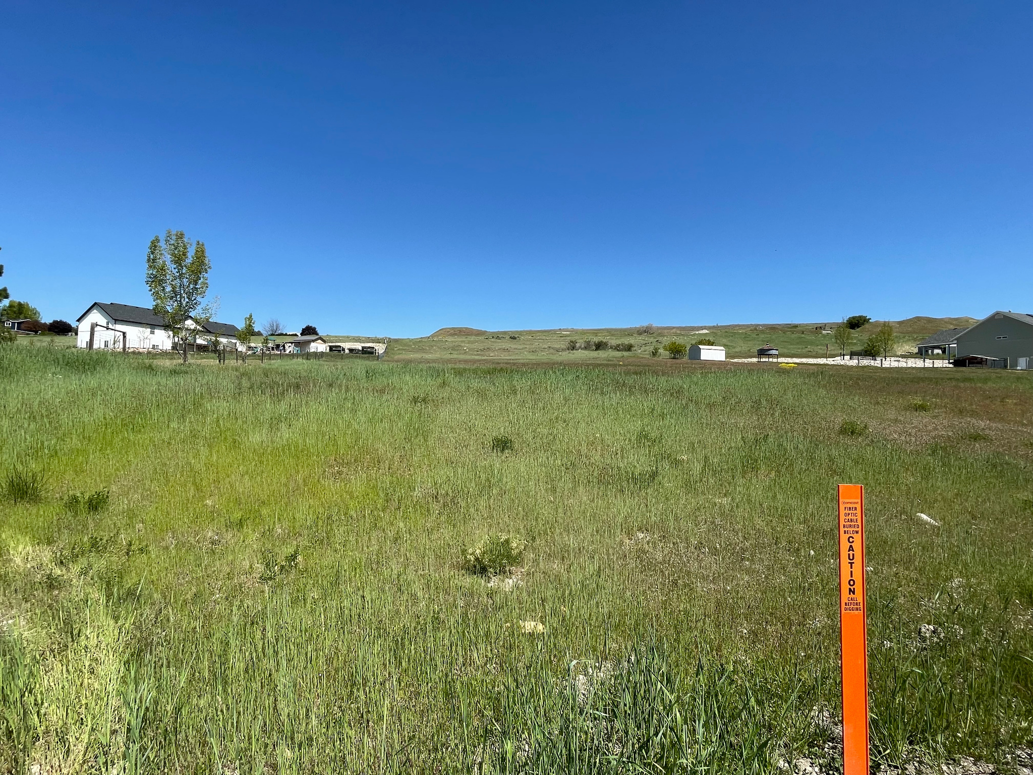 CARRIAGE HILLS - Land