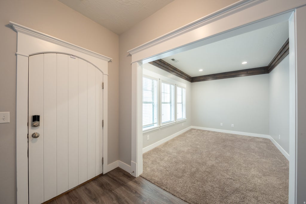 Photo of 5535 W NAPLES DR #113, Highland, UT 84003 (MLS # 2184916)