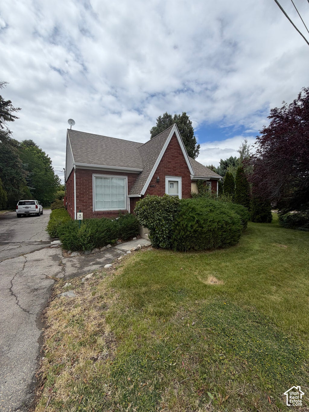 Photo of 4910 S 900 E, Murray, UT 84117 (MLS # 2191690)