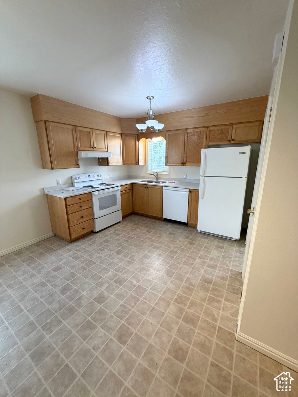 Photo of 4910 S 900 E, Murray, UT 84117 (MLS # 2191690)