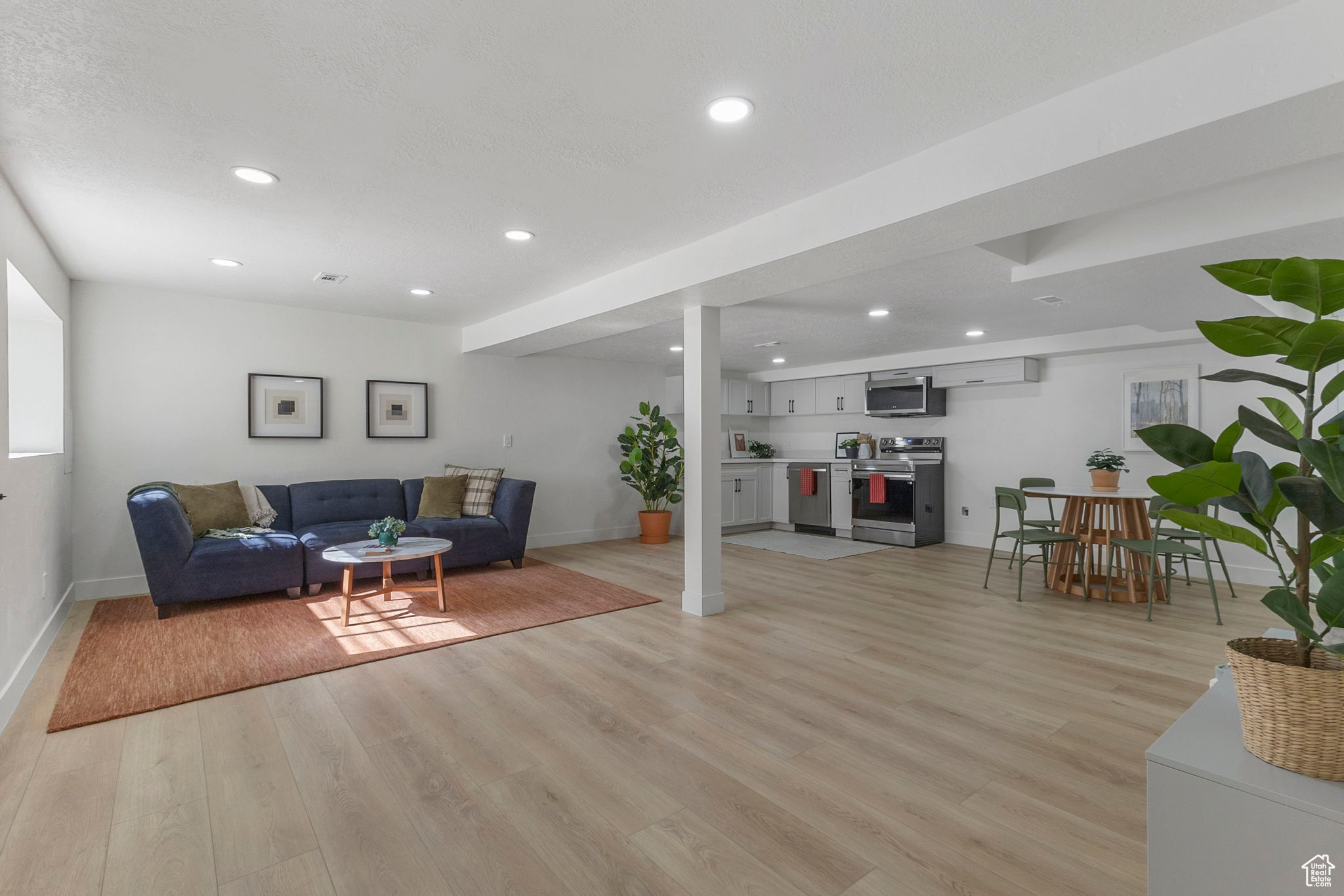 CLOVER CREST #3 - Residential