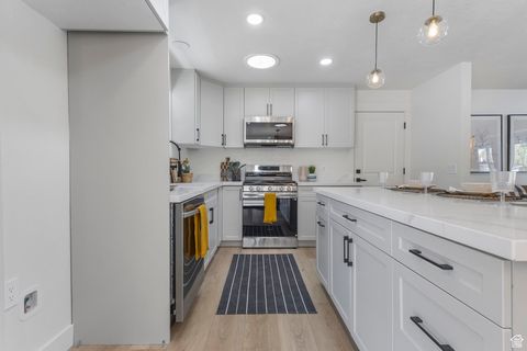 Tiny photo for 863 W GERMANIA AVE, Murray, UT 84123 (MLS # 2117410)