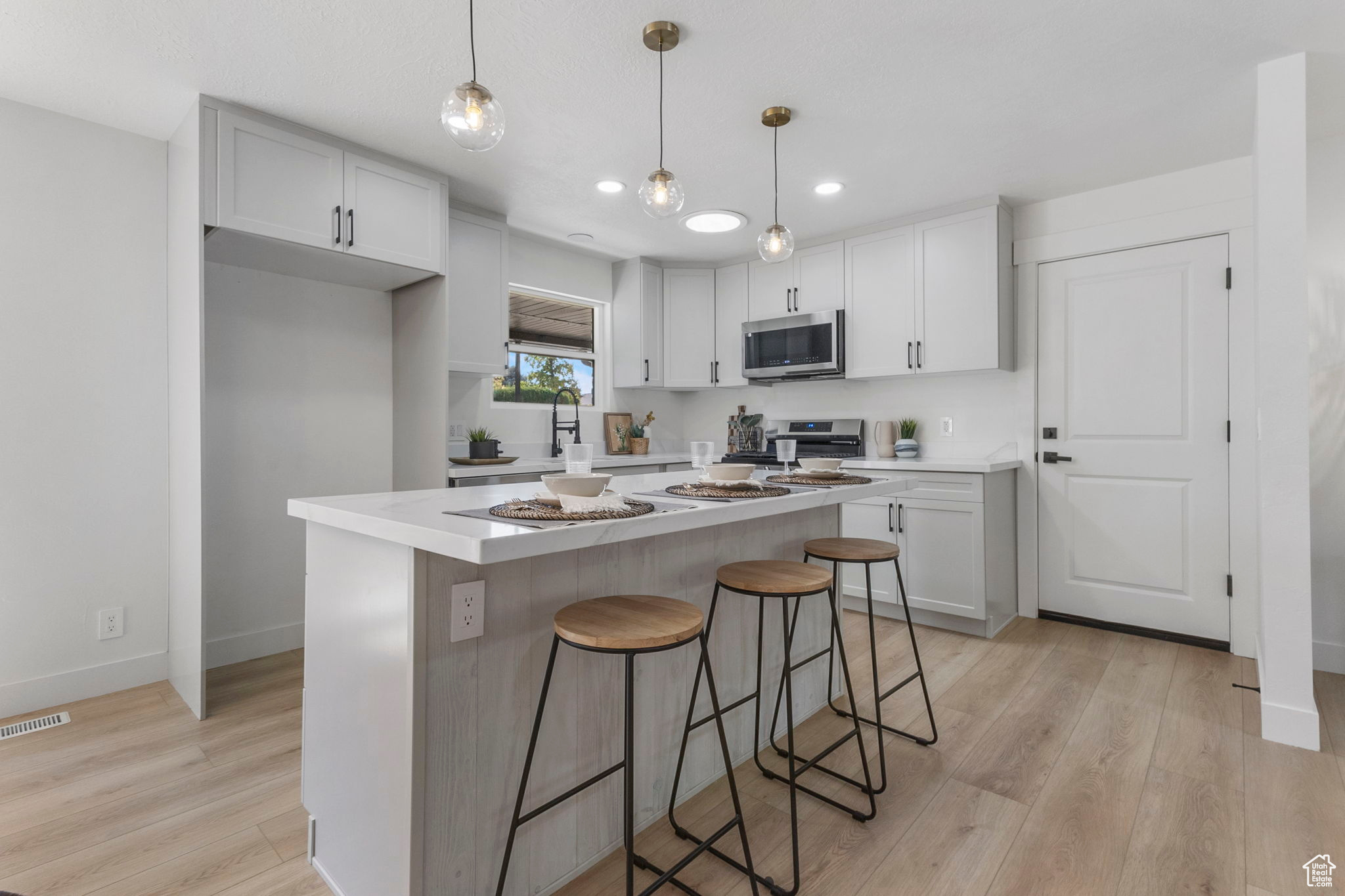 CLOVER CREST #3 - Residential