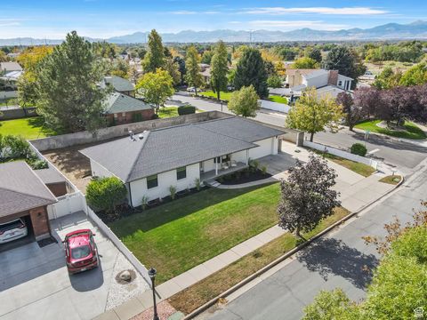 Tiny photo for 863 W GERMANIA AVE, Murray, UT 84123 (MLS # 2117410)