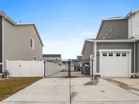Tiny photo for 627 S MEADE ST, Mapleton, UT 84664 (MLS # 2176098)