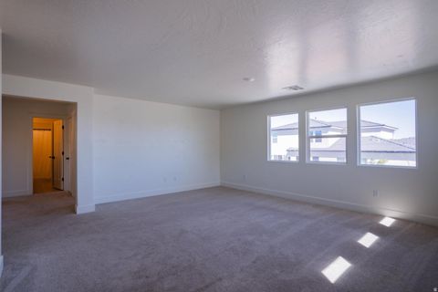Tiny photo for 1911 E YANT FLAT DR, Saint George, UT 84790 (MLS # 2130852)