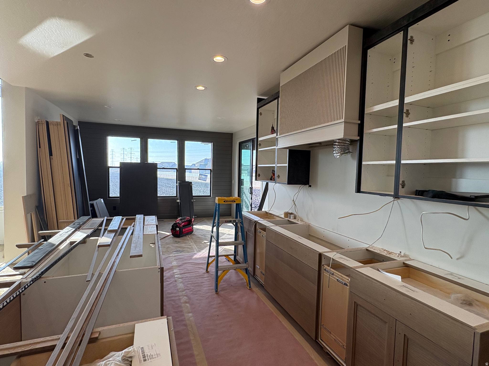 CHESTNUT FARMS - Residential