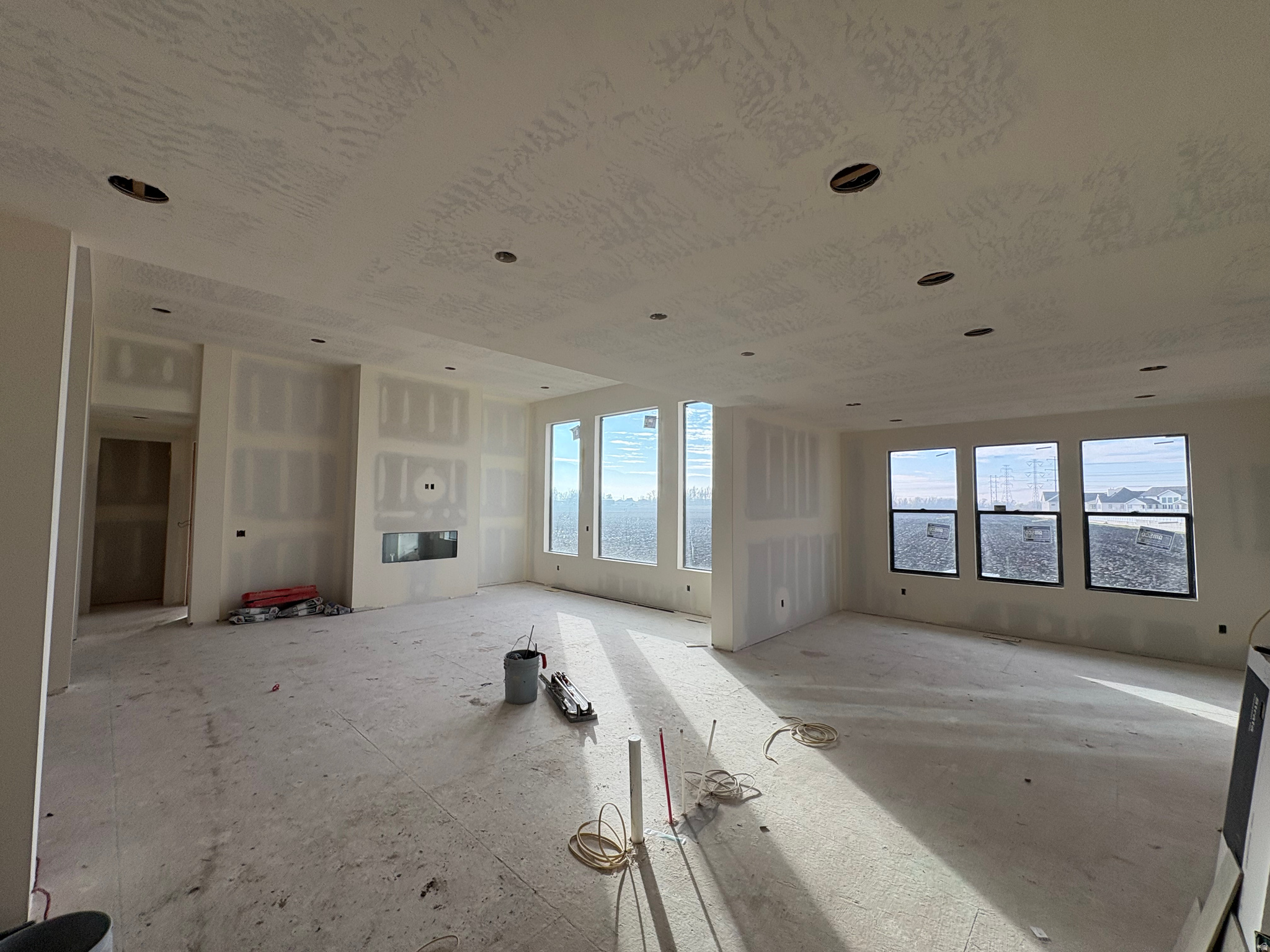 CHESTNUT FARMS - Residential