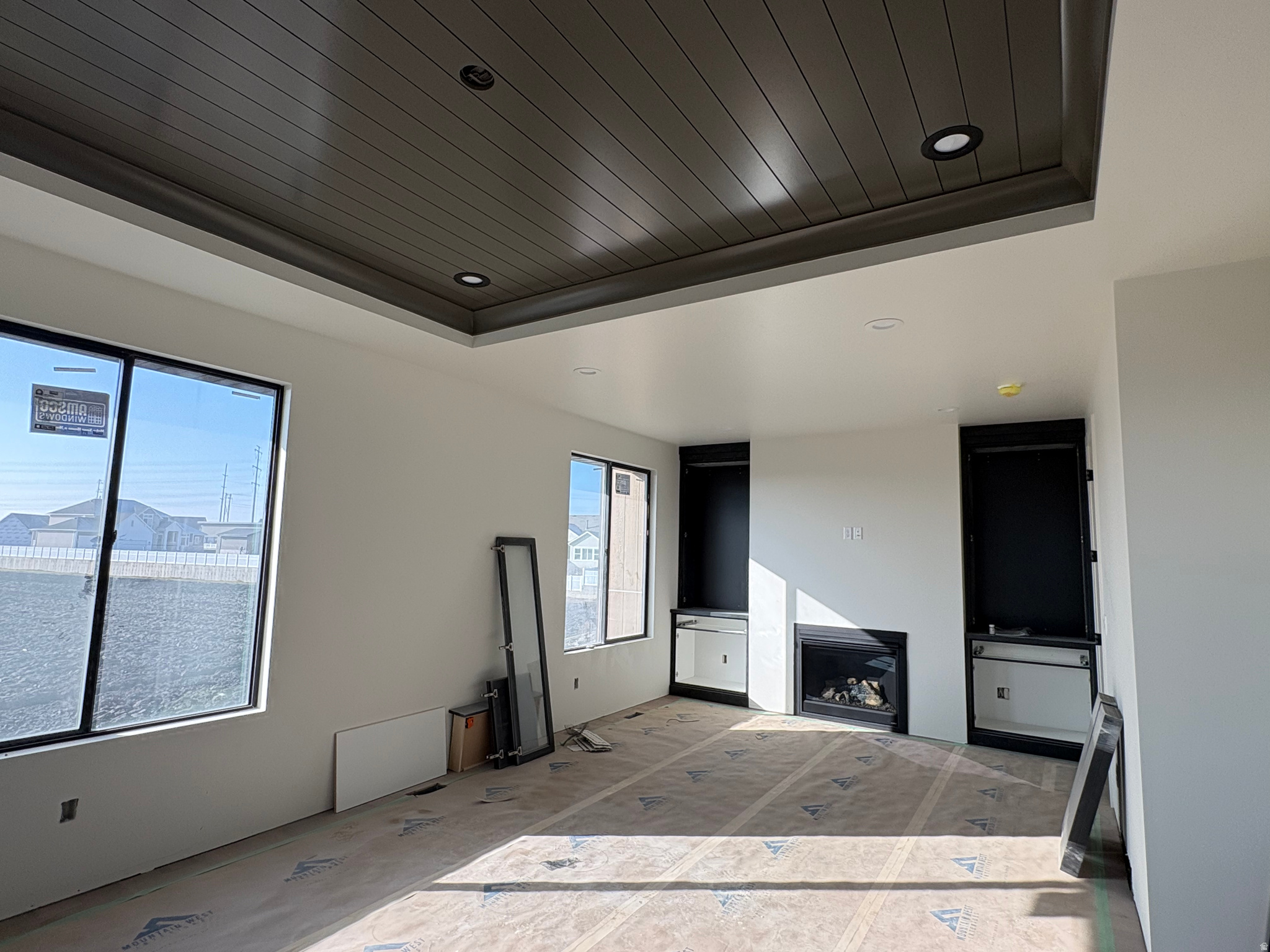 CHESTNUT FARMS - Residential