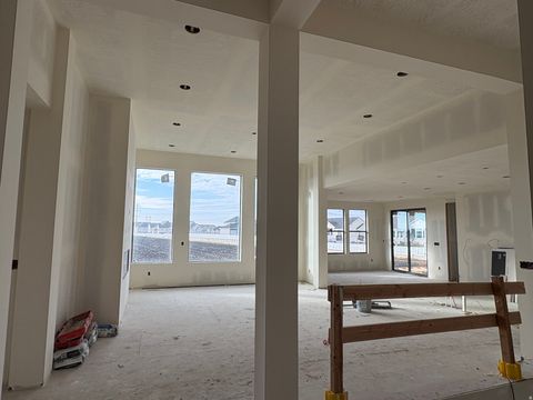 Tiny photo for 538 S 1400 W, Farmington, UT 84025 (MLS # 2124468)