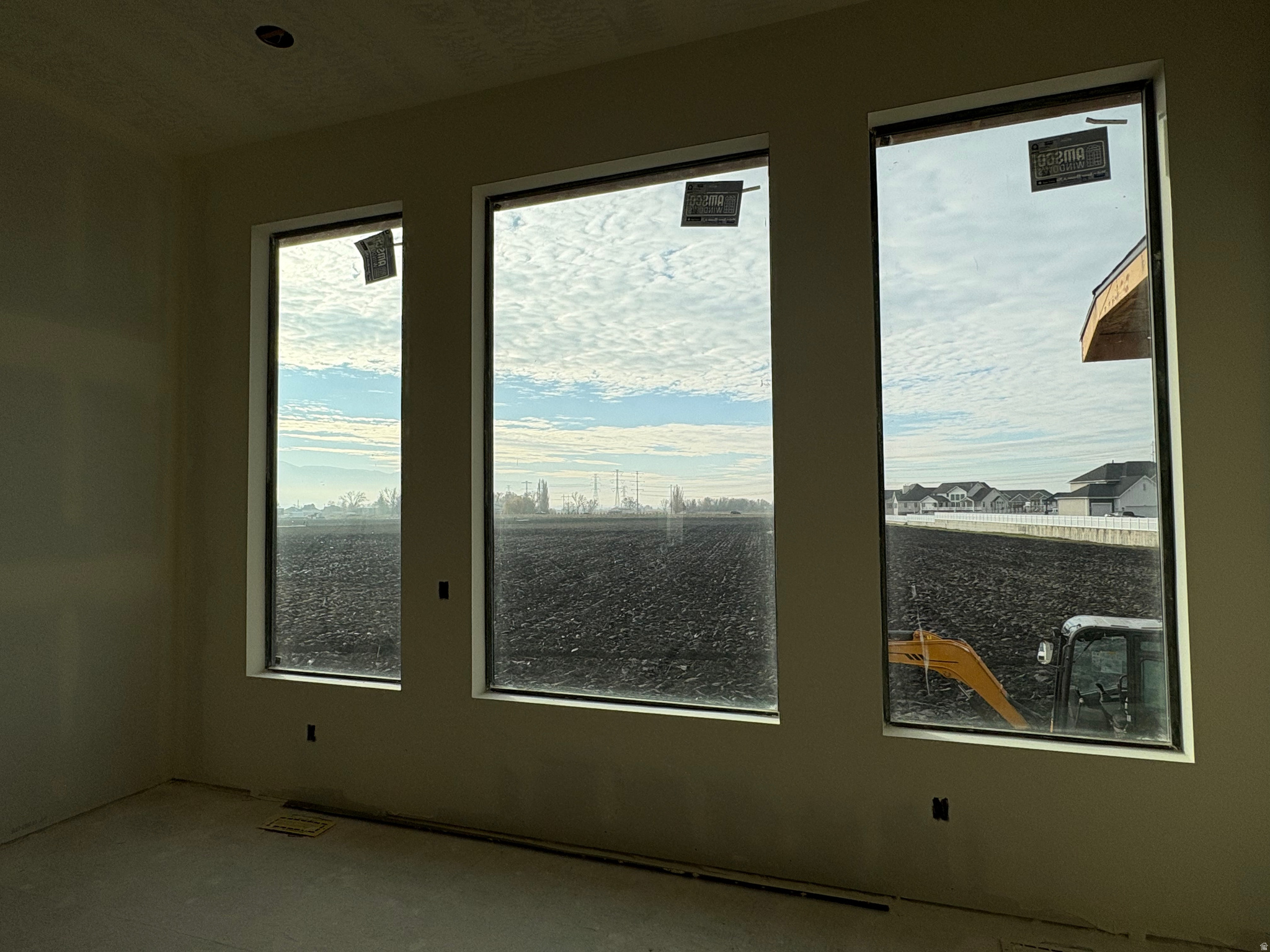 CHESTNUT FARMS - Residential