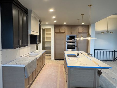 Tiny photo for 538 S 1400 W, Farmington, UT 84025 (MLS # 2124468)