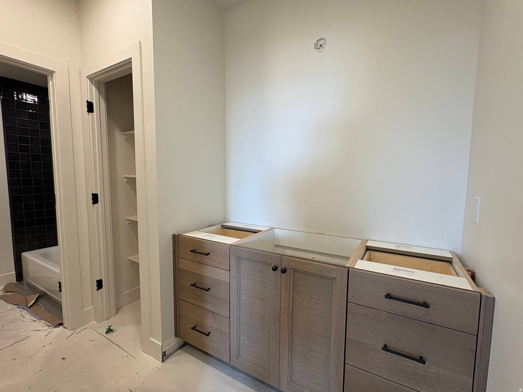 CHESTNUT FARMS - Residential