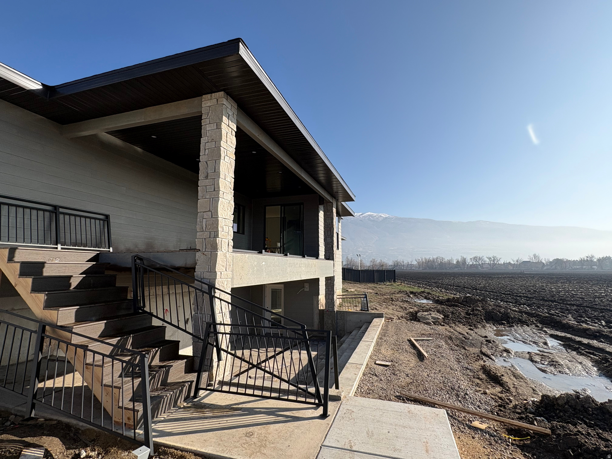 CHESTNUT FARMS - Residential