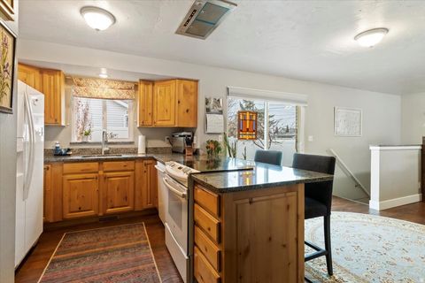 Tiny photo for 315 S 475 E, Orem, UT 84097 (MLS # 2126268)