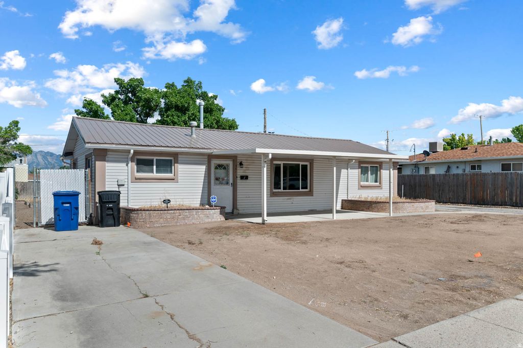 Photo of 4851 S 4720 W, Kearns, UT 84118 (MLS # 2169465)