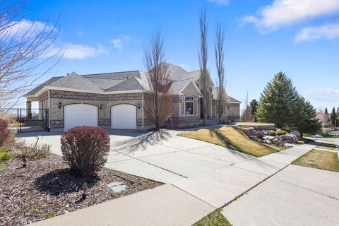Tiny photo for 684 N SUMMIT WAY Way, Alpine, UT 84004 (MLS # 2147360)