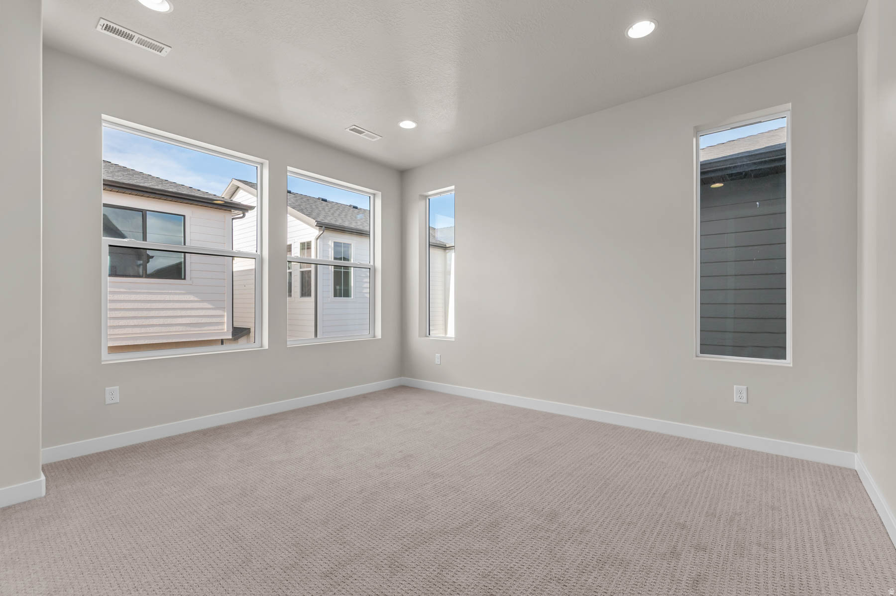 HOLBROOK E VILLAS 637 - Residential